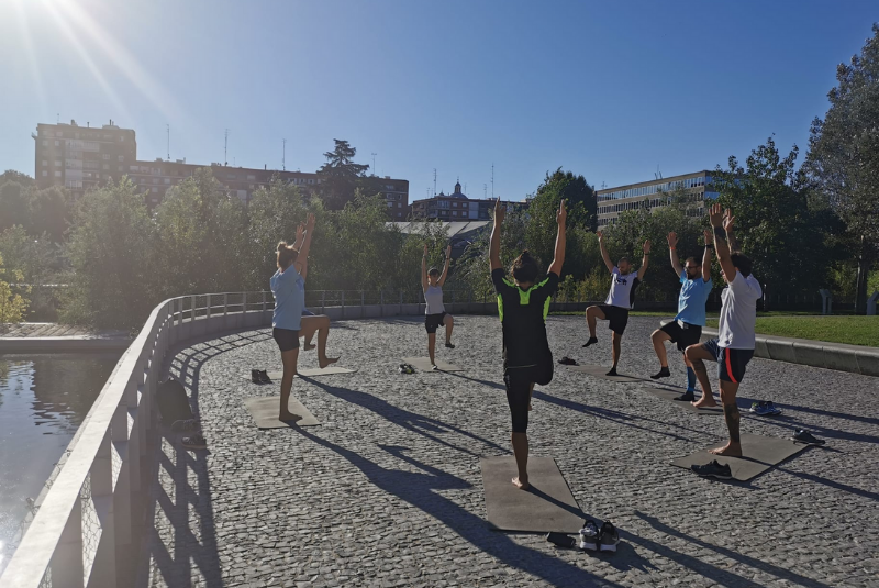 Flexirun-Pilates-AL AIRE LIBRE – PARA-CORREDORRES-TRC-THE-RUN-CLUB- Postura yoga